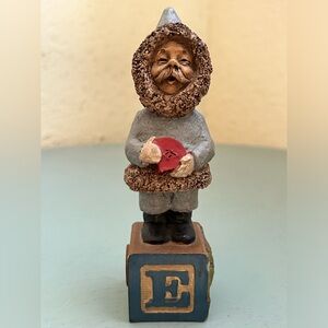 Tom Clark Cairn Studios Letter E Gnome - 1995 - Eskimo - #53